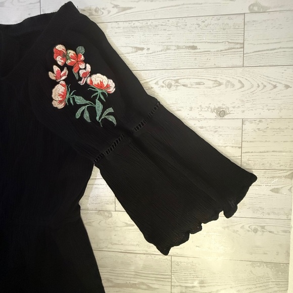 Love, Fire Black Embroidered Bell Sleeve Romper - Size XL - Picture 5 of 7